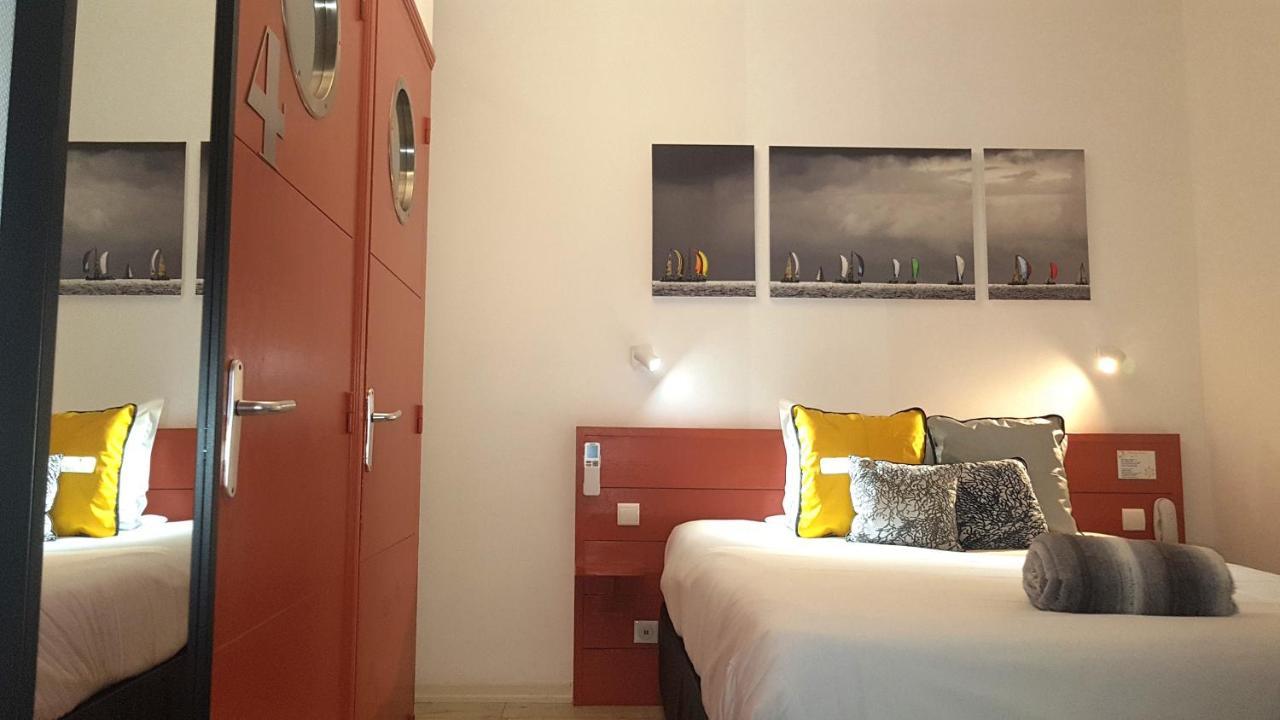 Hotel La Marine, Vieux Port Ла-Рошель Экстерьер фото