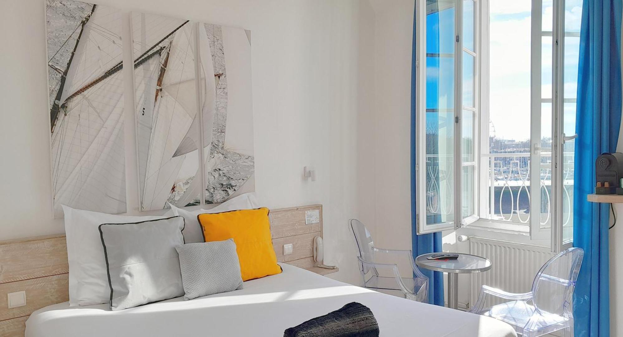 Hotel La Marine, Vieux Port Ла-Рошель Экстерьер фото