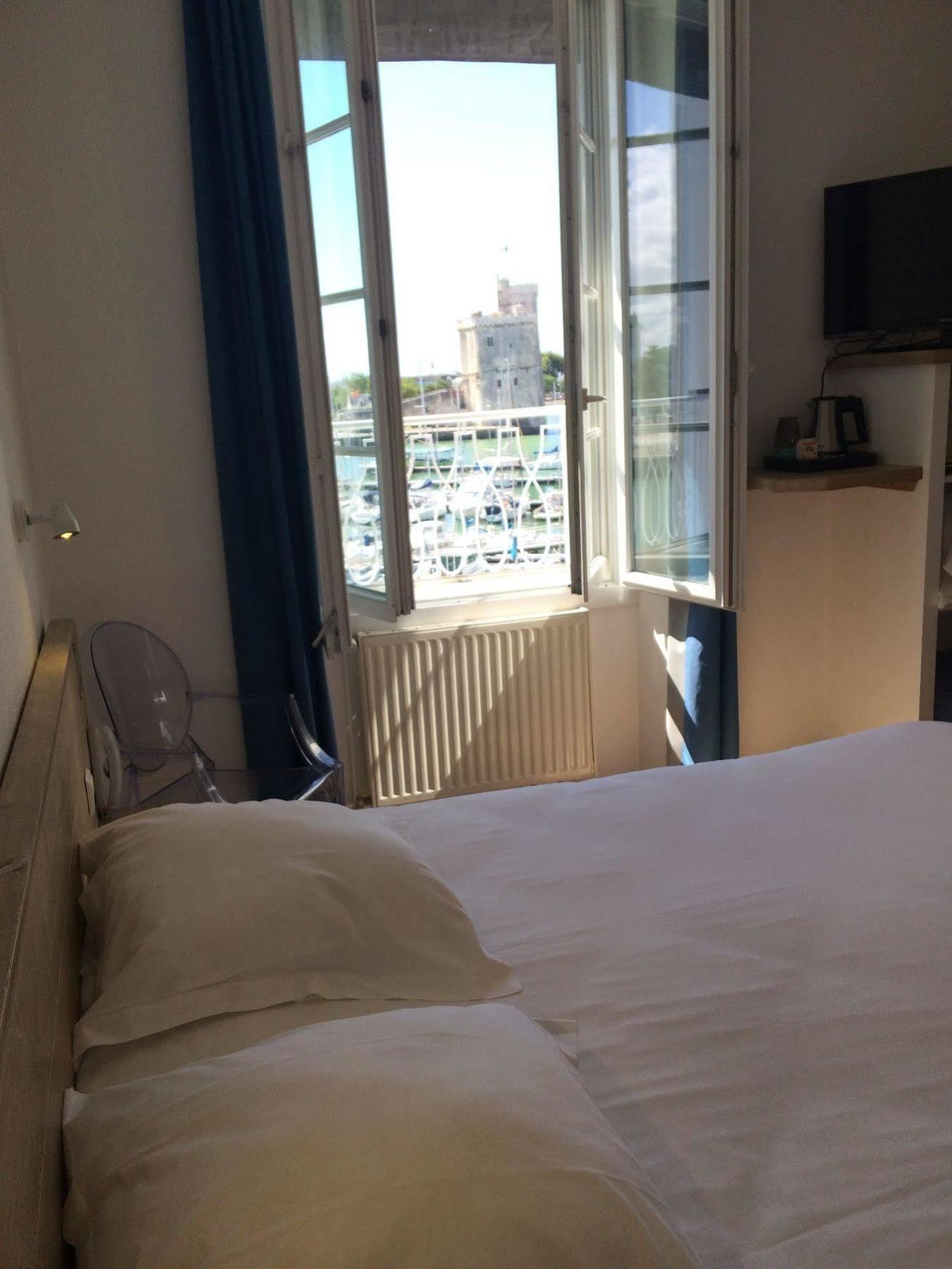 Hotel La Marine, Vieux Port Ла-Рошель Экстерьер фото